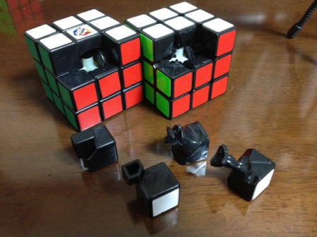 回しやすいルービックキューブを使おう Cube Voyage